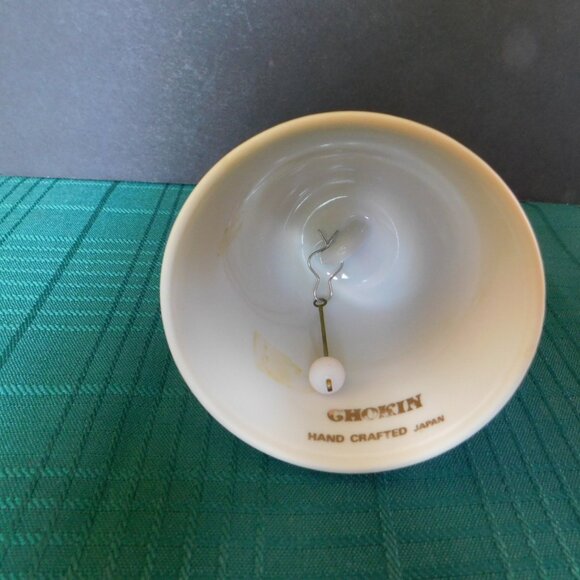 Chokin 5 inch Hummingbird rust yellow floral bell near mint condition - Picture 5 of 6